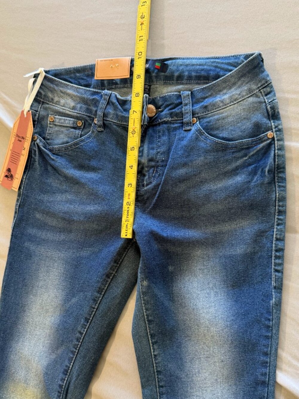 Vins Me Women's Skinny Ankle Stretch Mid-Rise Faded Blue Denim Jeans, Size 1 NWT - Picture 3 of 7